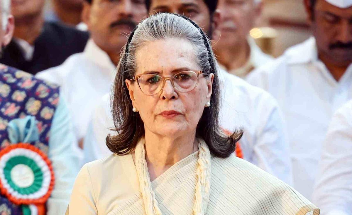 Sonia Gandhi Health Update: सोनिया गांधी की आंख की सफल सर्जरी, अस्पताल से मिली छुट्टी