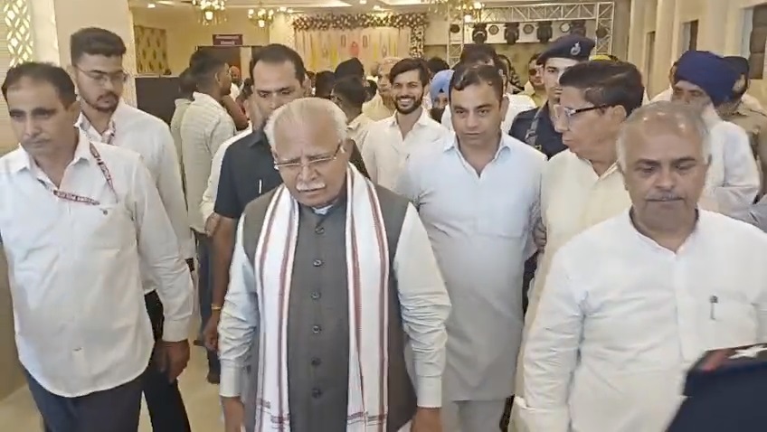 मनोहर लाल का विपक्ष पर निशाना: बोले- पेट्रोल-डीजल के दाम इंटरनेशनल मामला, संकट बड़ा पर जनता सब समझती है