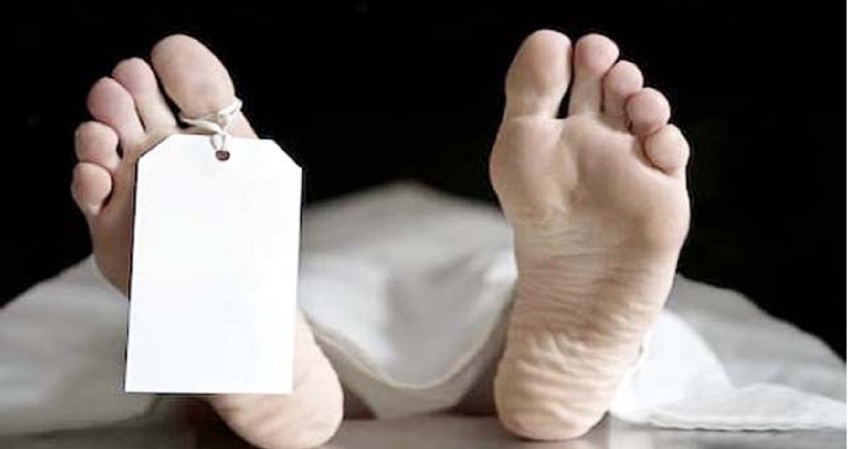 गुरुग्राम में सनसनी: ऑफिस की 5वीं मंजिल से कूदकर महिला अधिकारी ने दी जान, पति पर सैलरी हड़पने और प्रताड़ना का आरोप