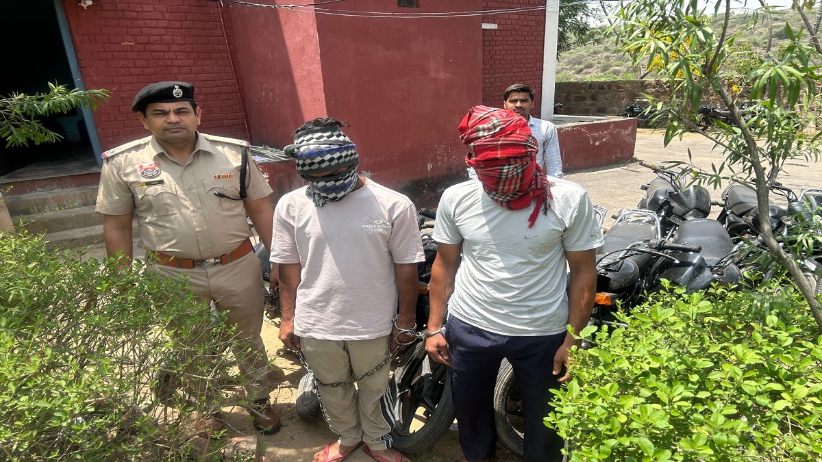 गुरुग्राम: नशीली दवाइयों के बड़े नेटवर्क का भंडाफोड़; मेडिकल स्टोर संचालक सहित दो सप्लायर गिरफ्तार, भारी मात्रा में नशीली गोलियां बरामद