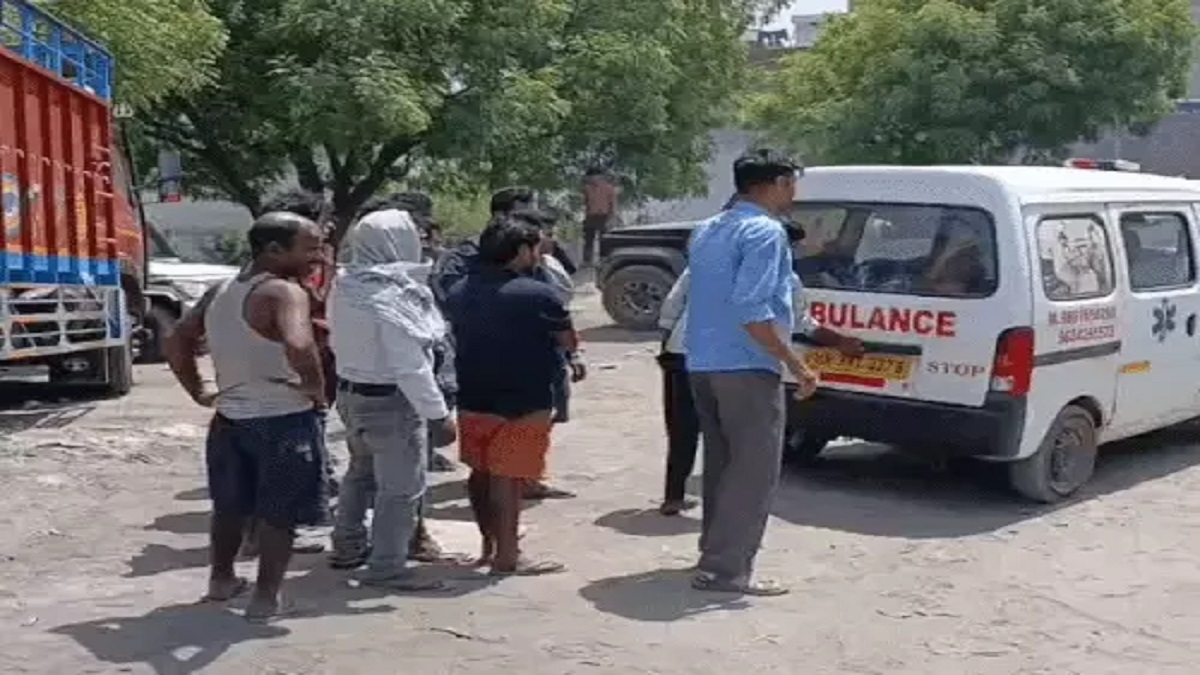 फरीदाबाद में सनसनी: राख पैकिंग गोदाम में खाट पर सो रहे ठेकेदार की सिर में गोली मारकर हत्या, जांच में जुटी पुलिस