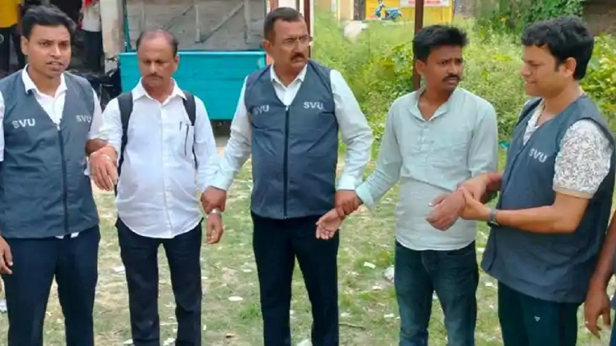 निगरानी विभाग की बड़ी कार्रवाई: 16 हजार का घूस लेते राजस्व कर्मचारी और दलाल गिरफ्तार