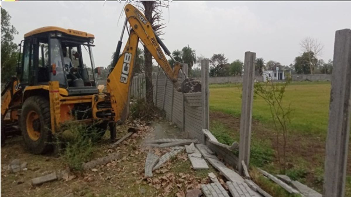 RTO के पूर्व आरक्षक सौरभ शर्मा की सास का फार्म हाउस जमींदोज, स्विमिंग पूल और बाउंड्री वॉल भी ढहाई गई