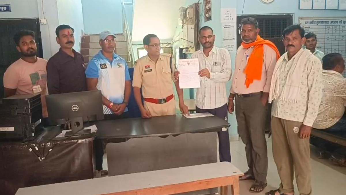 अवैध शराब बिक्री को लेकर जनप्रतिनिधियों में आक्रोश, पुलिस-प्रशासन को दी चेतावनी, बोले- कार्रवाई नहीं हुई तो “सब बेचेंगे शराब”
