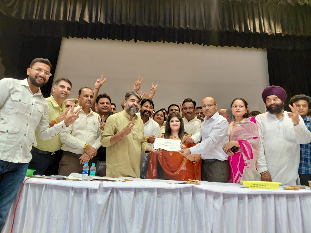 ऐतिहासिक जीत: अंबाला मेयर चुनाव में भाजपा की अक्षिता सैनी ने रचा इतिहास, कांग्रेस को 21 हजार वोटों से हराया