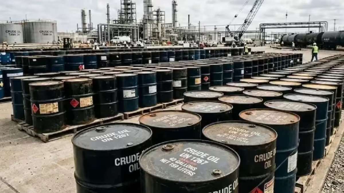 US-Iran War Oil Crisis : तेल कंपनियों को रोजाना 1,600-1,700 करोड़ का झटका, क्या सरकार पर बढ़ेगा बोझ?