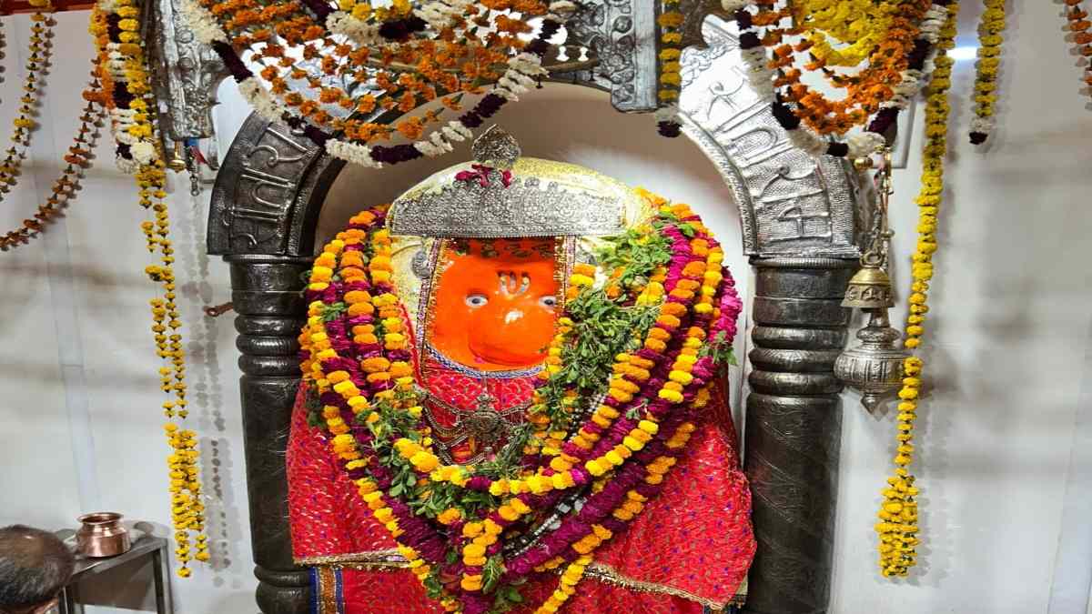 तीसरा बड़ा मंगलवार आज : अपनी मनोकामना के अनुसार हनुमान जी को इन चीजों का लगाए भोग …