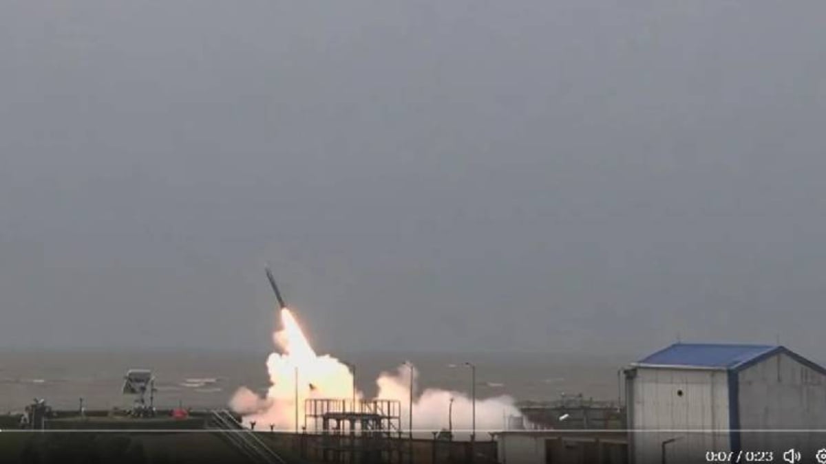 सूर्यास्त्र रॉकेट का सफल परीक्षण : ओडिशा की धरती पर ‘आत्मनिर्भर भारत’ की एक और बड़ी कामयाबी …