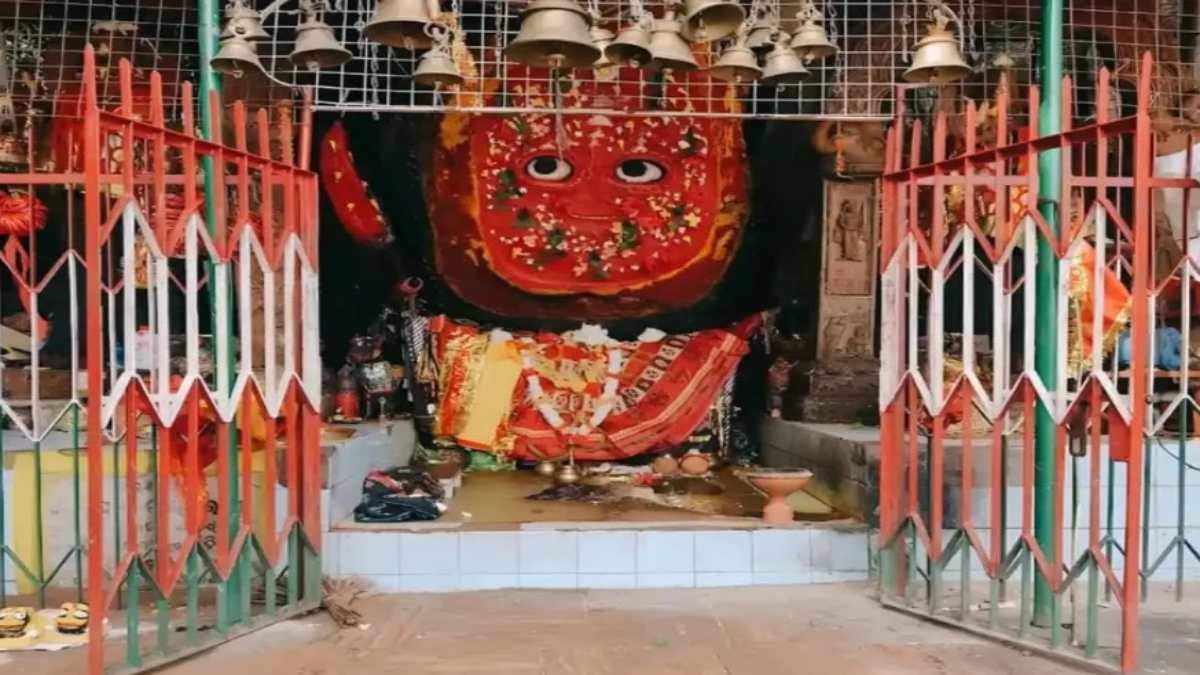 मां रामचंडी मंदिर में ‘जलशायी नीति’ संपन्न, चंदन वेश में माता ने दिए दिव्य दर्शन …