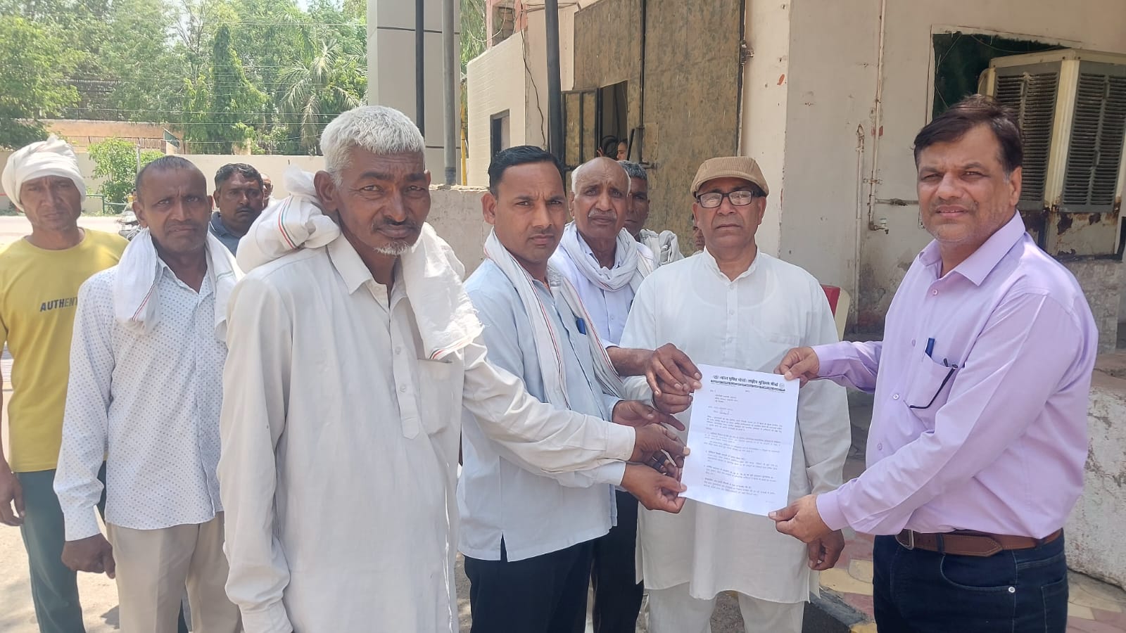 संवैधानिक अधिकारों और अल्पसंख्यकों पर हमलों के खिलाफ भारत मुक्ति मोर्चा का प्रदर्शन, राष्ट्रपति को सौंपा 11 सूत्रीय ज्ञापन