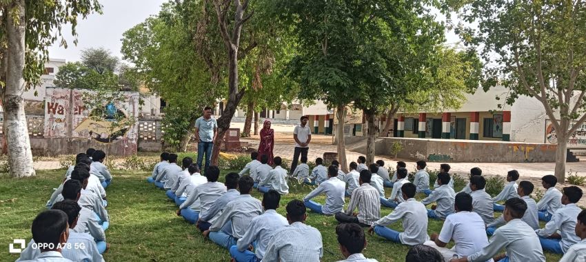 भिवानी के जुई खुर्द स्कूल में योग शिविर संपन्न, बच्चों ने सीखे प्राणायाम और आसन के गुर