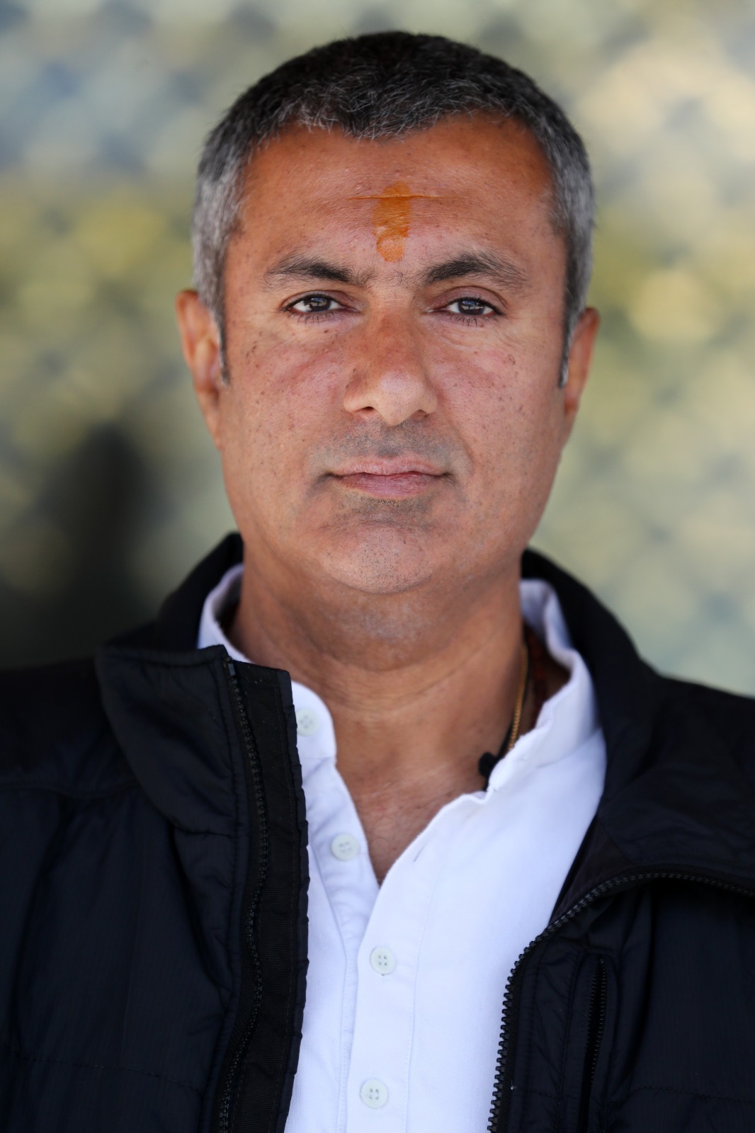 कमर्शियल गैस सिलेंडर के दामों में बड़ा उछाल, महंगाई को लेकर सियासी घमासान तेज