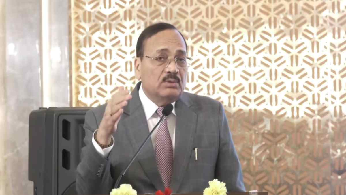 जबलपुर में CJI सूर्यकांत की अध्यक्षता में ‘विधि व्याख्यान’ कार्यक्रम का आयोजन, कहा- ज्यूडिशियरी कप 24 घंटे काम करने की जरुरत, CM डॉ. मोहन समेत कई जज हुए शामिल
