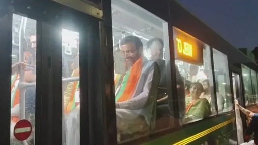 पंचकूला पहुंचे CM नायब सैनी, इलेक्ट्रिक बस में सफर कर वाल्मीकि मंदिर भोज में हुए शामिल