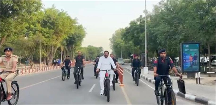 सीएम नायब सिंह सैनी ने साइकिल चलाकर दिया ईंधन बचत और पर्यावरण संरक्षण का संदेश, सुखना लेक पर की जागरूकता पहल
