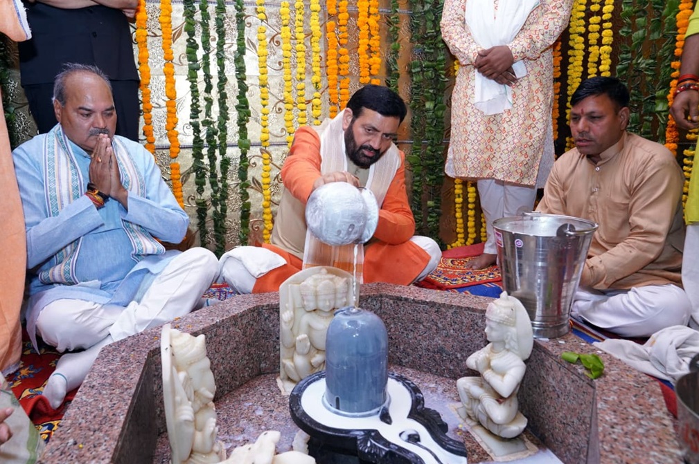 गोकलपुर शिव मंदिर कार्यक्रम में CM सैनी ने की शिरकत, कहा- “सांस्कृतिक-आध्यात्मिक मूल्यों के लिए निरंतर प्रयासरत है सरकार”