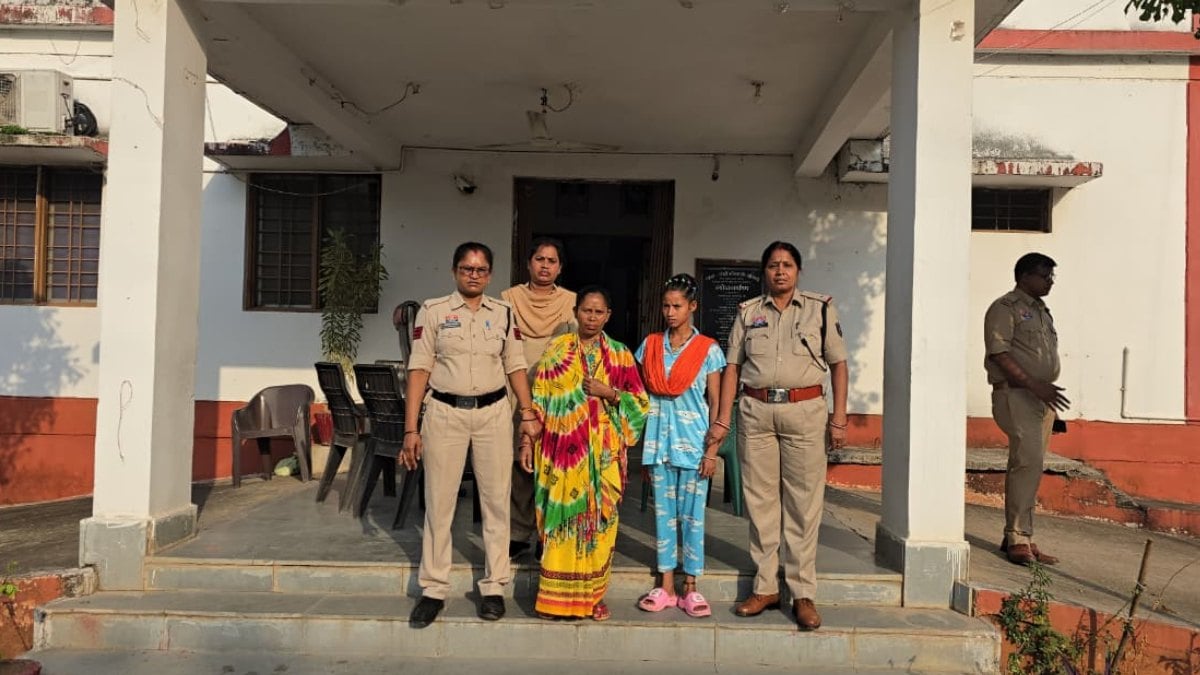 ‘मर्डर मिस्ट्री’ का पर्दाफाश: पति की प्रेमिका को रास्ते से हटाने के लिए पत्नी ने दी सुपारी, 2 साल बाद नाले किनारे बोरी में मिला कंकाल