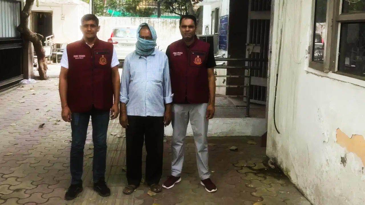 पार्टी बुकिंग के बहाने बुलाया, फिर काट दिए दोनों अंगूठे… 5 साल बाद पुलिस के हत्थे चढ़ा मुख्य आरोपी