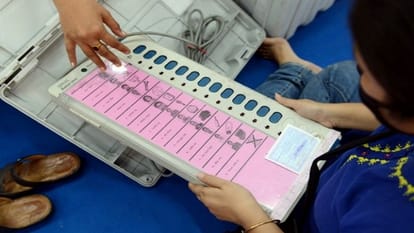 पंजाब निकाय चुनाव: हाईकोर्ट ने खारिज की EVM की मांग की याचिकाएं, बैलेट पेपर से होगी वोटिंग