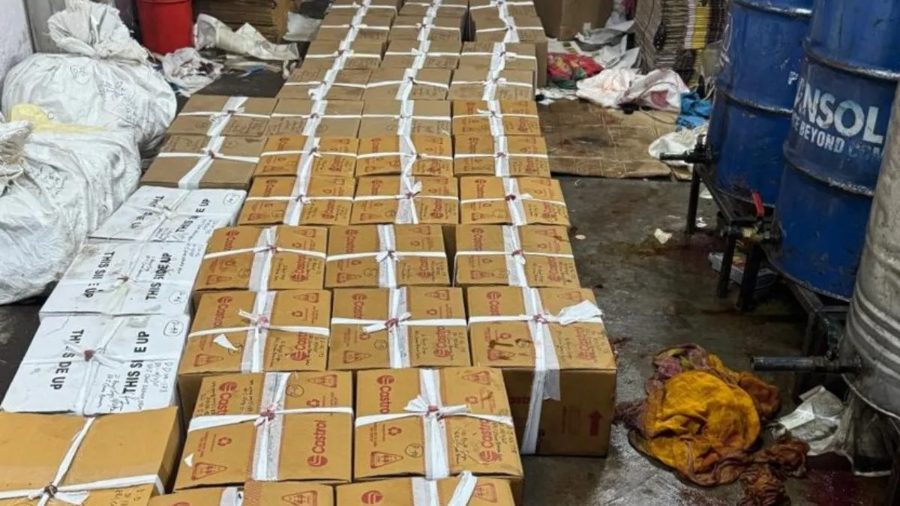 सस्ते विदेशी माल पर महंगे ब्रांड का ठप्पा … दिल्ली में फर्जी बेयरिंग रैकेट बेनकाब, दो गिरफ्तार