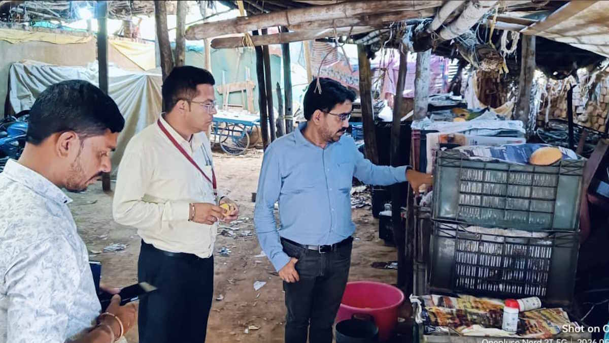 केमिकल से पक रहे थे फल, खाद्य विभाग ने छापामार बड़ी मात्रा में केले समेत अन्य फल किए जब्त…