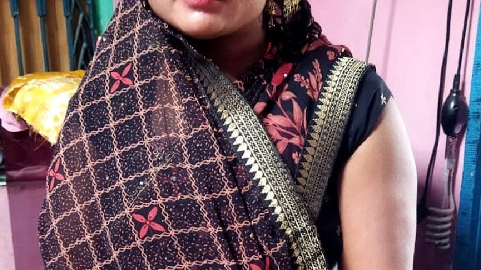 कलियुगी पति : किराए के नहीं थे पैसे, तो मकान मालिक के आगे परोस दी पत्नी-बेटी, बार-बार करवाया रेप