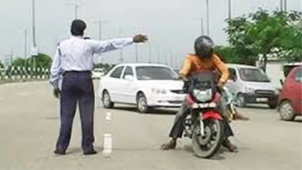 यातायात नियमों की अनदेखी पड़ सकती है भारी : डीसी अपराजिता