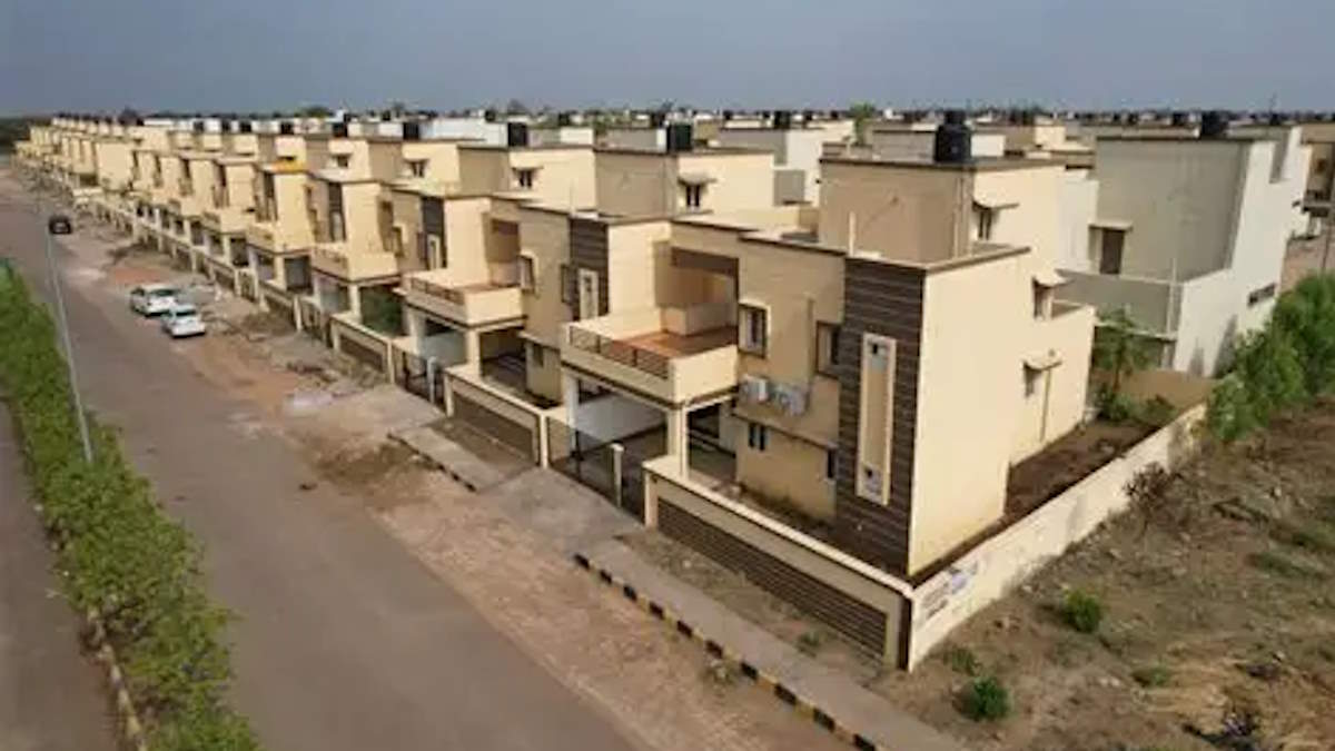 नवा रायपुर मुख्यमंत्री आवास योजनाः ‘पहले आओ-पहले पाओ’ के आधार पर ऑनलाइन बिक्री शुरू, सभी आय वर्ग के लिए उपलब्ध…
