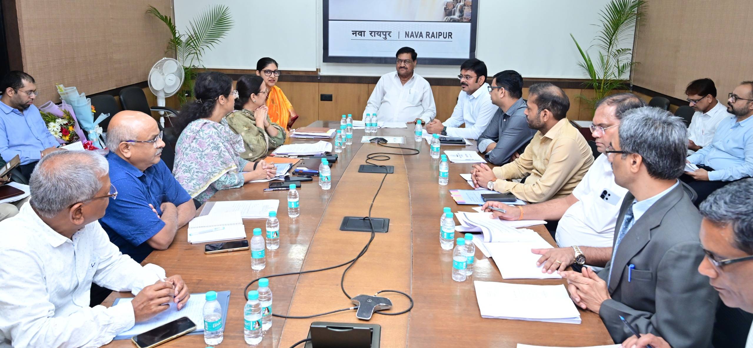 धान उठाव, कस्टम मिलिंग और PDS व्यवस्था की खाद्य मंत्री दयालदास ने की समीक्षा, आवश्यक पदों पर शीघ्र भर्ती प्रक्रिया बढ़ाने के दिए निर्देश