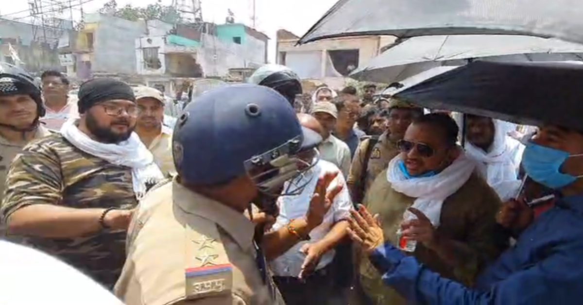 सरेराह SDM और थानाध्यक्ष के बीच नोकझोंक, अतिक्रमण हटाओ अभियान के दौरान हुआ हंगामा