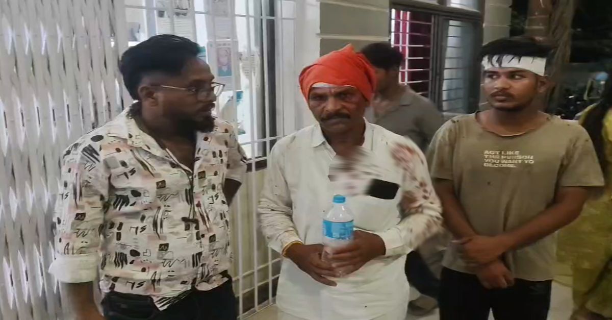 छुट्टी पर घर आए सिपाही पर बरसी लाठियां: पूर्व पार्षद और बेटे ने साथियों संग मिलकर पीटा, रसूख के आगे बेबस हुई वर्दी!