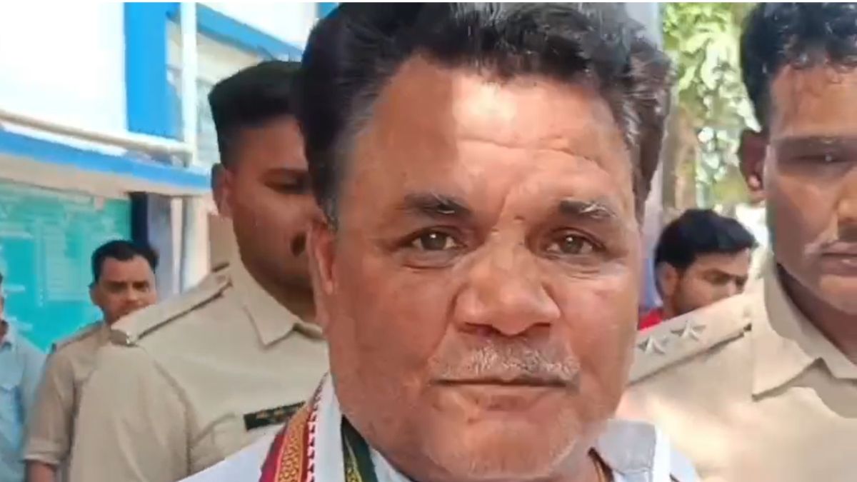 कांग्रेस नेता अस्पताल से गिरफ्तारः वनकर्मियों पर हमले और लूट मामले में पुलिस ने जबलपुर से पकड़ा