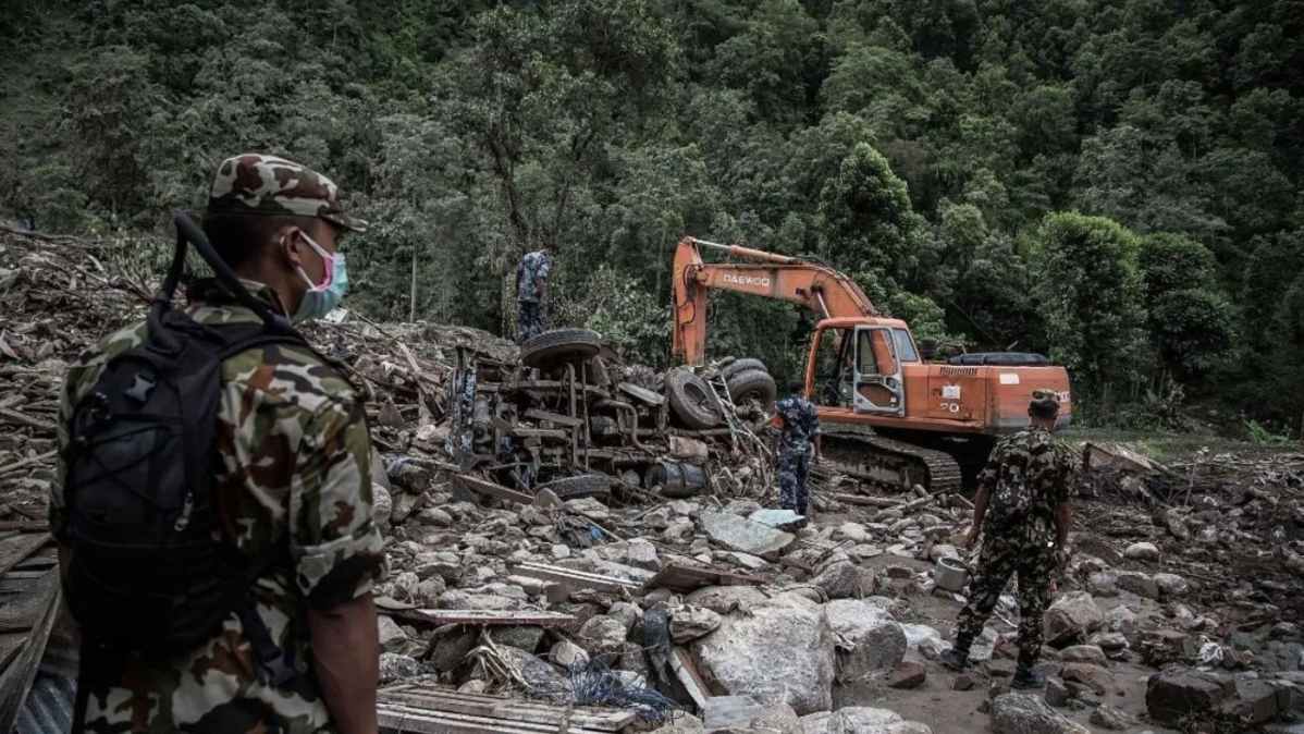 नेपाल के रोलपा में 700 मीटर गहरी खाई में गिरी जीप; दर्दनाक हादसे में 20 लोगों की हुई मौत