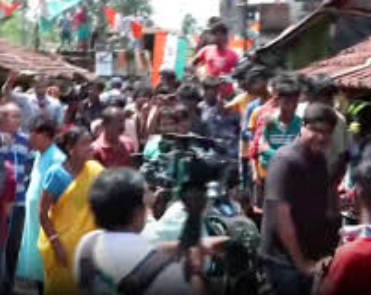 बंगाल के फाल्टा में भारी बवाल, ‘मारकर गंगा में फेंकने वाली बात’ पर TMC नेता की धमकी के बाद सड़कों पर प्रदर्शन, CRPF‑RAF का फ्लैग मार्च