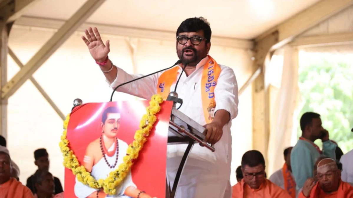 योगेश गौड़ा हत्याकांड: सिद्धारमैया सरकार को झटका! विनय कुलकर्णी की विधायकी जाने से कांग्रेस में बवाल