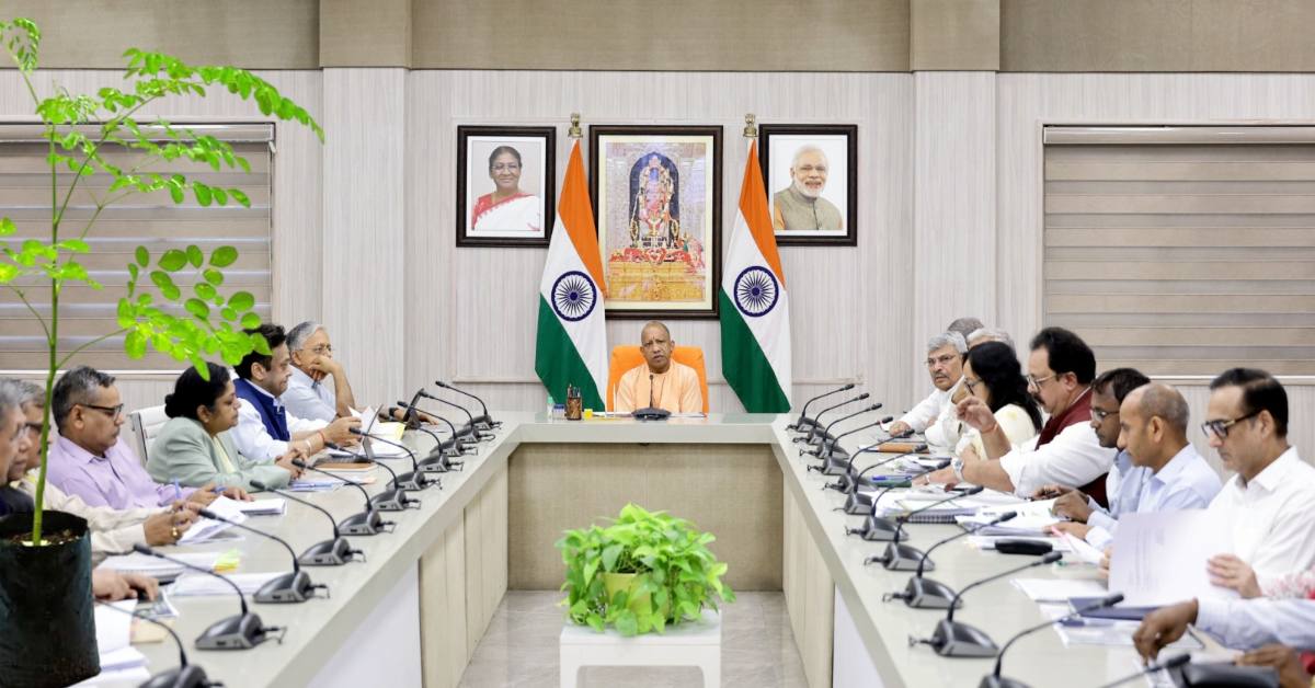 एक कदम हरियाली की ओर : सीएम योगी की अपील, हर विद्यार्थी लगाए एक पौधा, नदी किनारों पर वृहद पौधरोपण को प्राथमिकता
