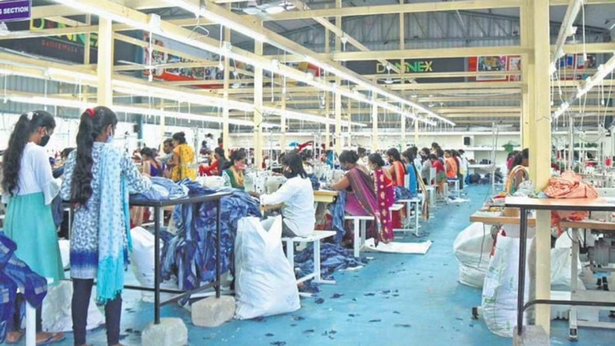 मिशन 2036 : टेक्सटाइल और फार्मा क्षेत्र में बड़े निवेश की उम्मीद के साथ गुजरात दौरे पर ओडिशा सरकार …