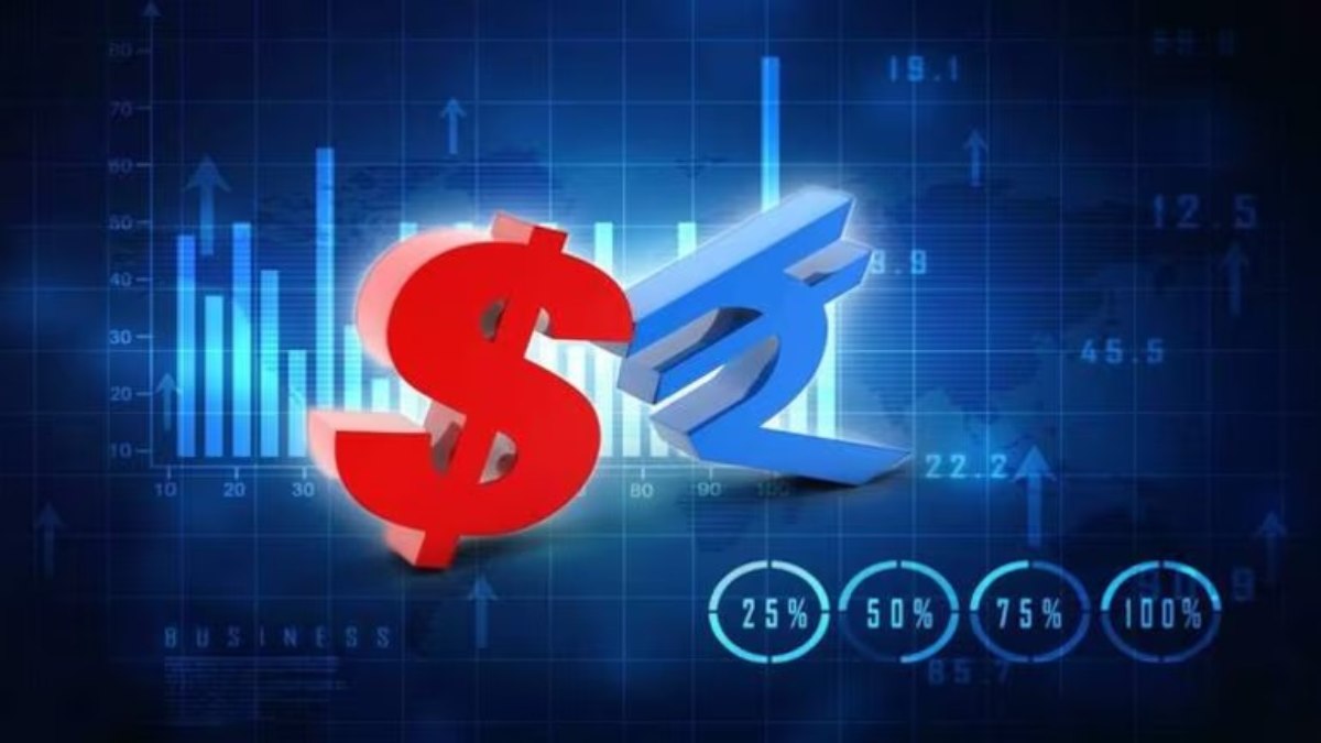 Currency Market Update : डॉलर के मुकाबले फिर गिरा रुपया, जानिए कितने पर पहुंचा डॉलर ?