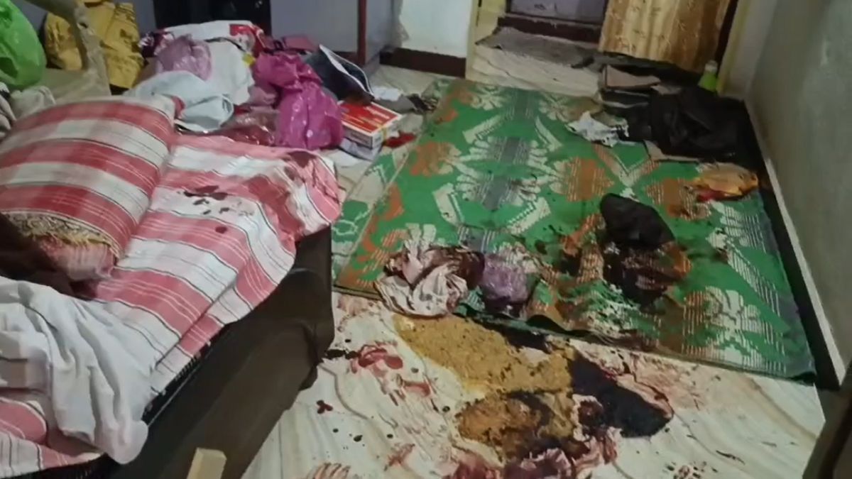 खौफनाक वारदात: घर में अकेले बुजुर्ग पर चाकुओं से हमला, लाखों के जेवर और नगदी लूटकर फरार हुए नकाबपोश बदमाश