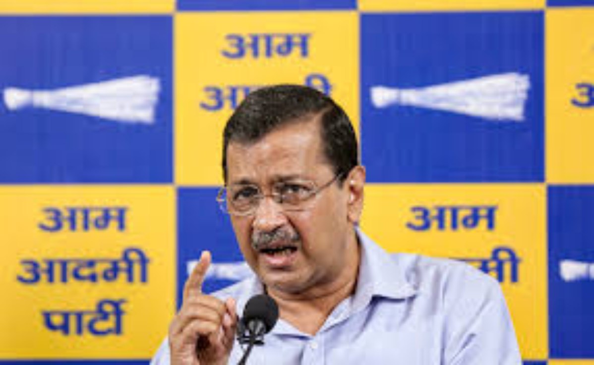 पेपर लीक भाजपा शासित राज्यों में क्यों होते हैं? अरविंद केजरीवाल ने जेन-Z से की अपील, कहा- सड़कों पर उतरें, आंदोलन करें और दोषियों को जेल भेजें