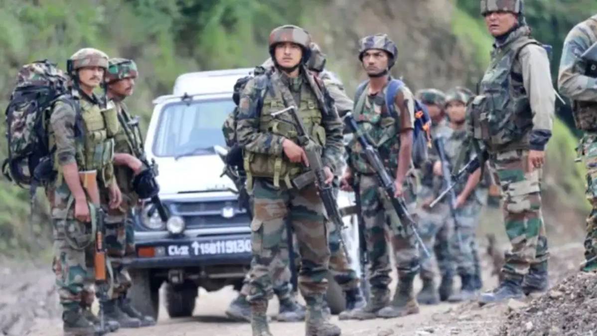 ऑपरेशन ‘SADO’ के दौरान आतंकी ठिकाना ध्वस्त, बांदीपोरा में असलहा, बारूद और भारी मात्रा में युद्ध जैसा सामान बरामद