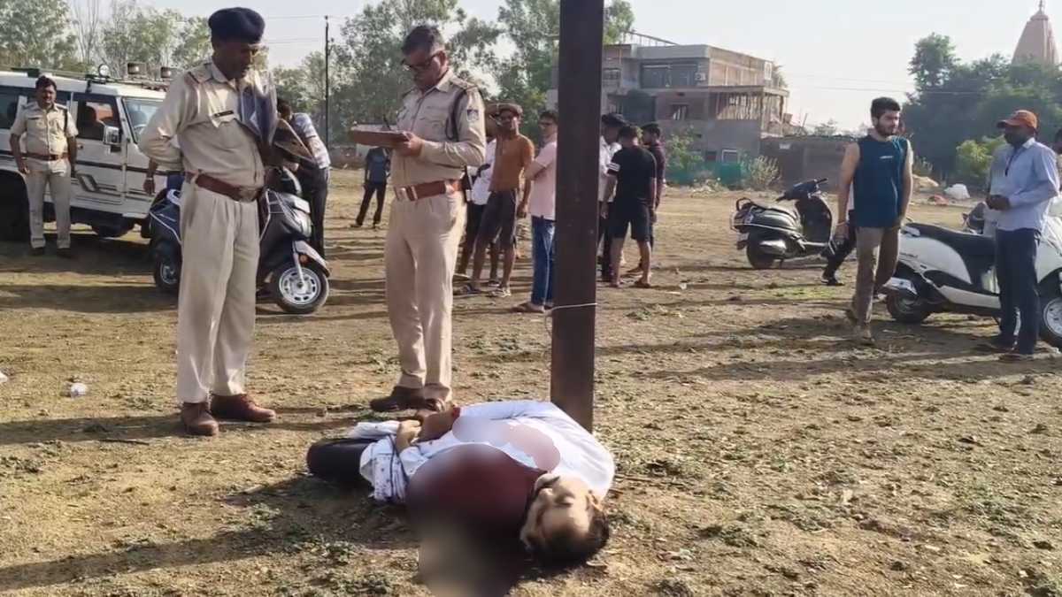 दर्दनाक हादसाः वाइनशॉप के पीछे रिटायर्ड शिक्षाकर्मी ने खुद को मारी गोली, मौके पर ही हुई मौत