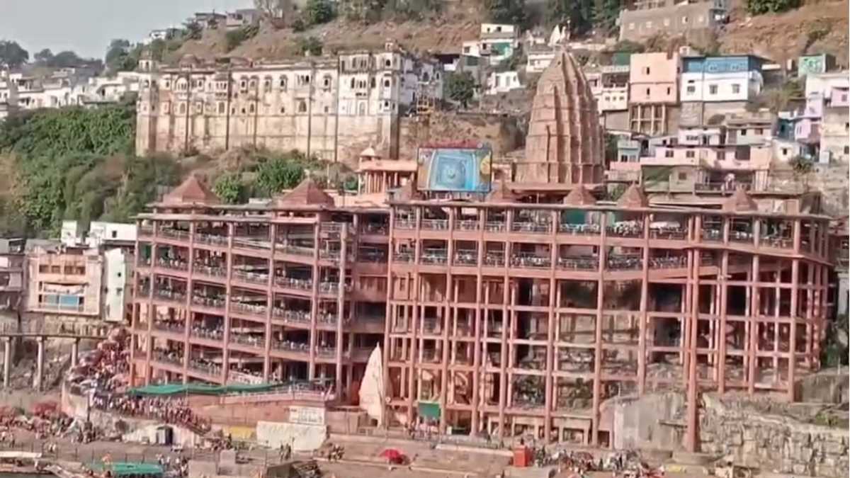 ओंकारेश्वर ज्योतिर्लिंग में VIP दर्शन के नाम पर ठगी: 8 दिन में दो मामलों का खुलासा, कलेक्टर की अपील- सिर्फ shriomkareshwar.org वैधानिक वेबसाइट से ही लें पास