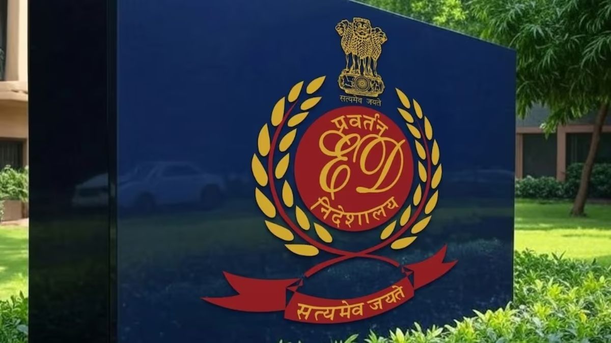 ED Raid: बंगाल में ईडी की रेड, कोलकाता से मुर्शिदाबाद तक ताबड़तोड़ छापेमारी, पूर्व DCP और ‘सोना पप्पू’ के रंगदारी रैकेट पर बड़ा एक्शन