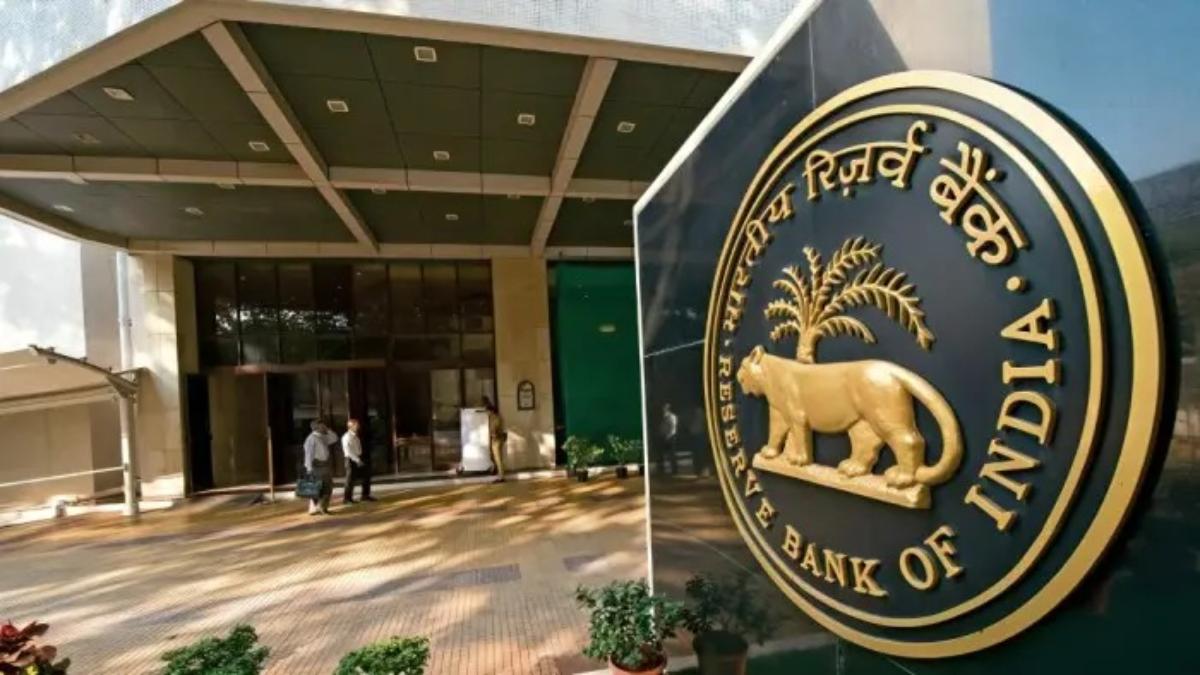 RBI ने घटाया Repo Rate, फिर भी EMI जस की तस ! जानिए EMI पर आखिर बैंक क्यों नहीं दे रहे राहत?