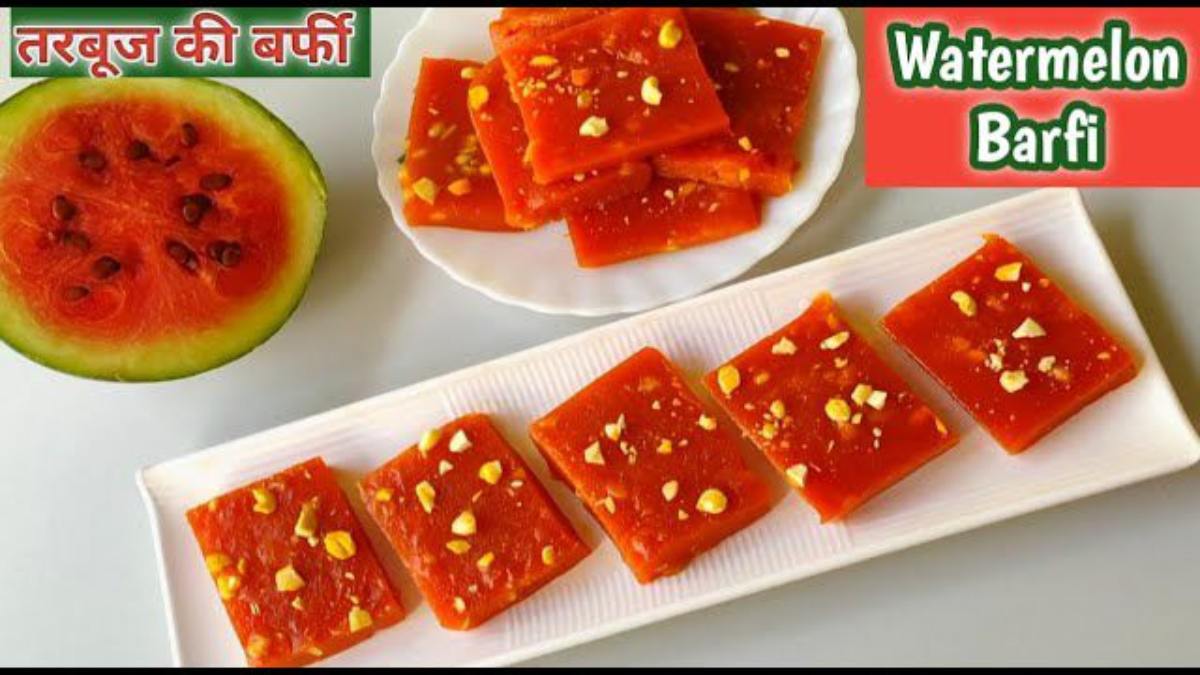 इस गर्मी तरबूज से बना लें स्वादिष्ट बर्फी, सभी को आएगी बेहद पसंद, यहां जाने बनाने का तरीका …