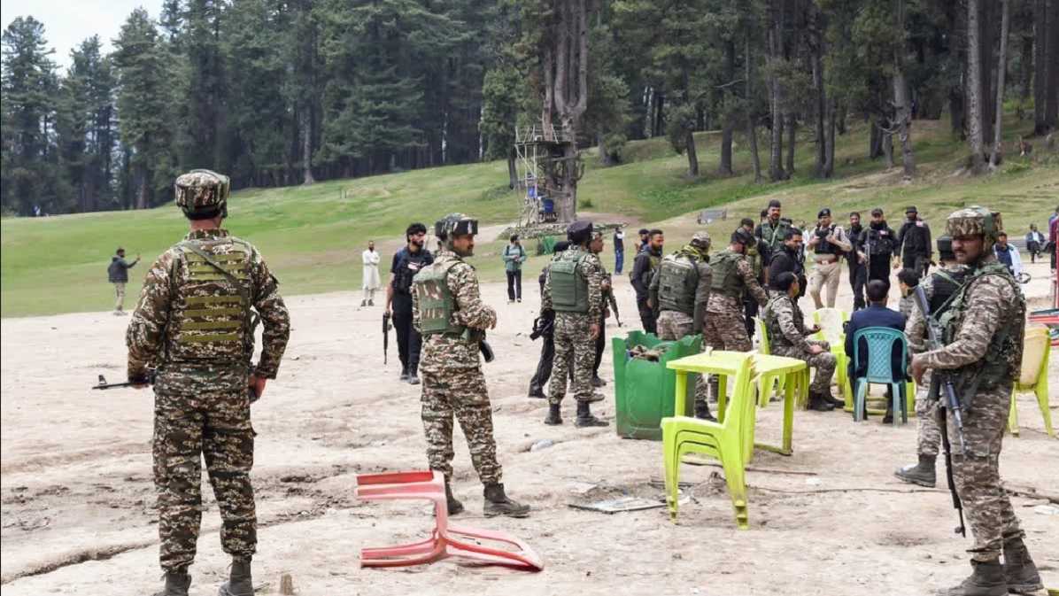 आतंकियों ने पेड़ के नीचे बैठकर किया लंच, फिर खेली थी खून की होली, पहलगाम हमले की NIA की चार्जशीट में बड़े खुलासे