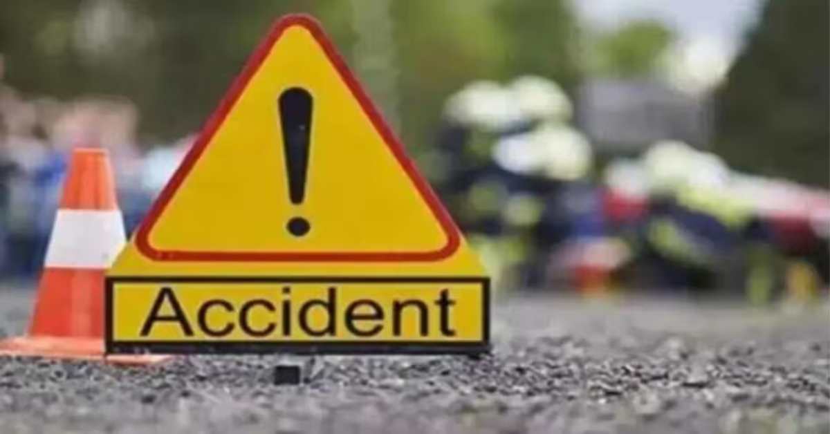 मौत का तांडवः पहले ट्रक ने सेवानिवृत्त शिक्षक को रौंदा, फिर ई-रिक्शा में सवार 4 लोगों की छीनी सांसें, मंजर देख दहल उठे लोग