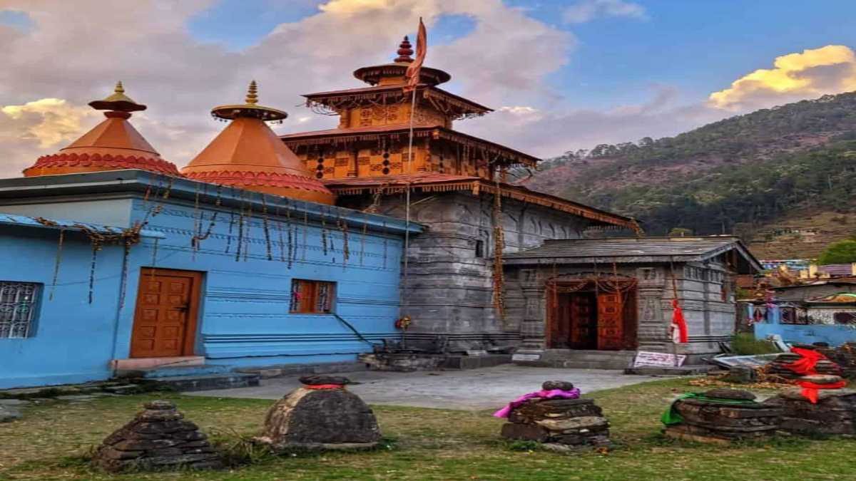 चारधाम यात्रा के साथ श्रद्धालुओं का रुख ‘पांचवें धाम’ की ओर, उमड़ रही आस्था की भीड़ …