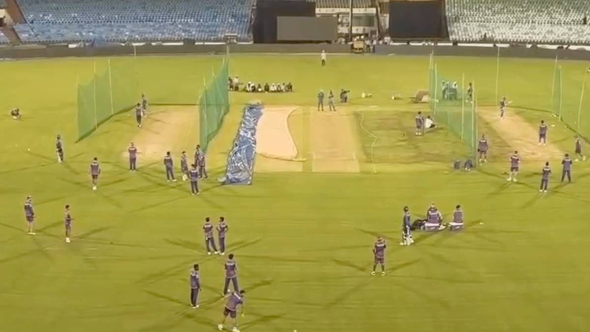रायपुर में होगा IPL का हाई-वोल्टेज मुकाबला : 10 मई को RCB-MI के बीच खेला जाएगा मैच, MI के खिलाड़ियों ने प्रैक्टिस में बहाया पसीना